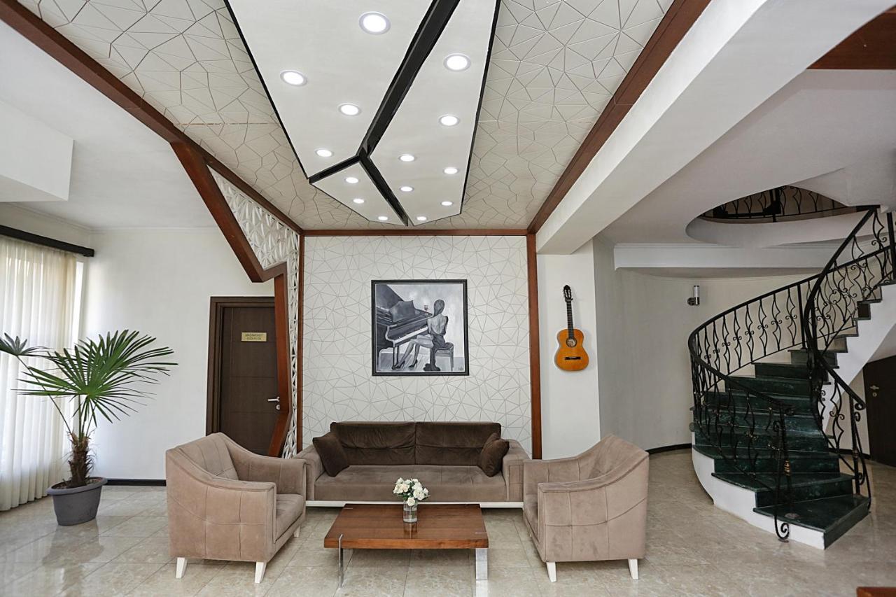The One Boutique Hotel Tbilisi Luaran gambar